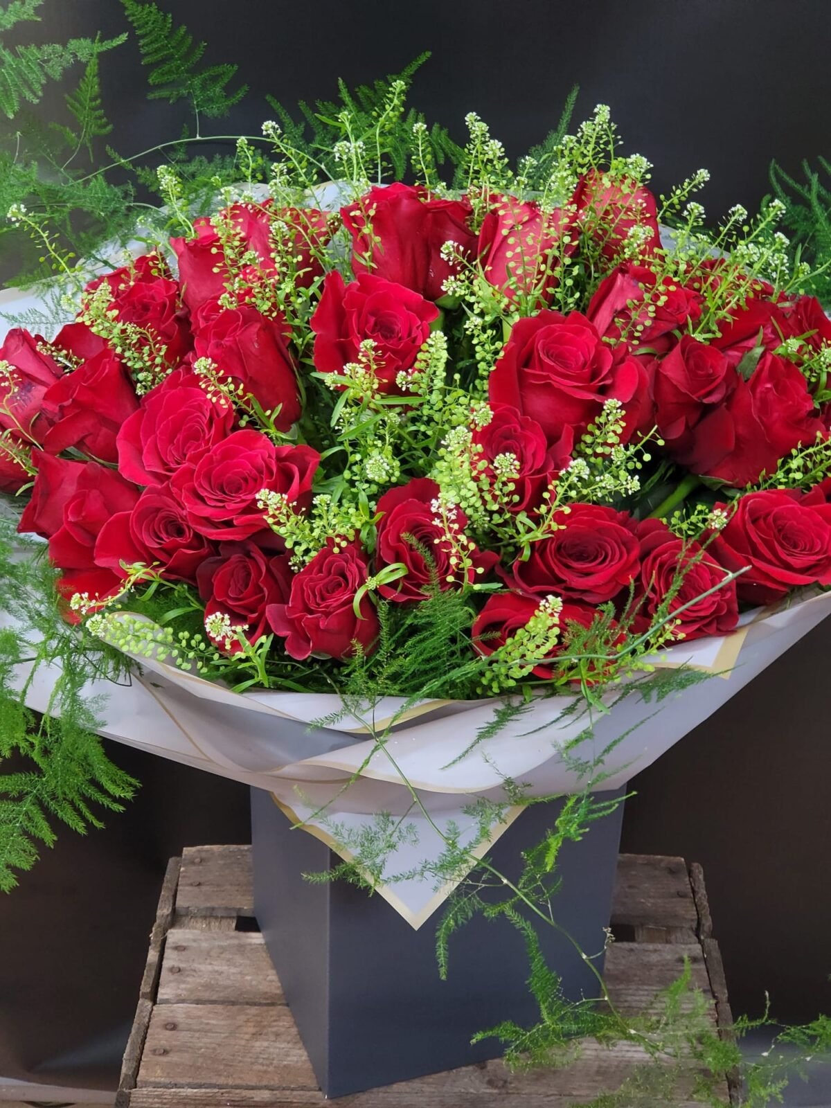 12-24 VALENTINE'S OPULENT RED ROSES Sweep them off their feet this Valentine's with this luxury bouquet of the finest red roses; the ultimate gift to say 'I love you'.